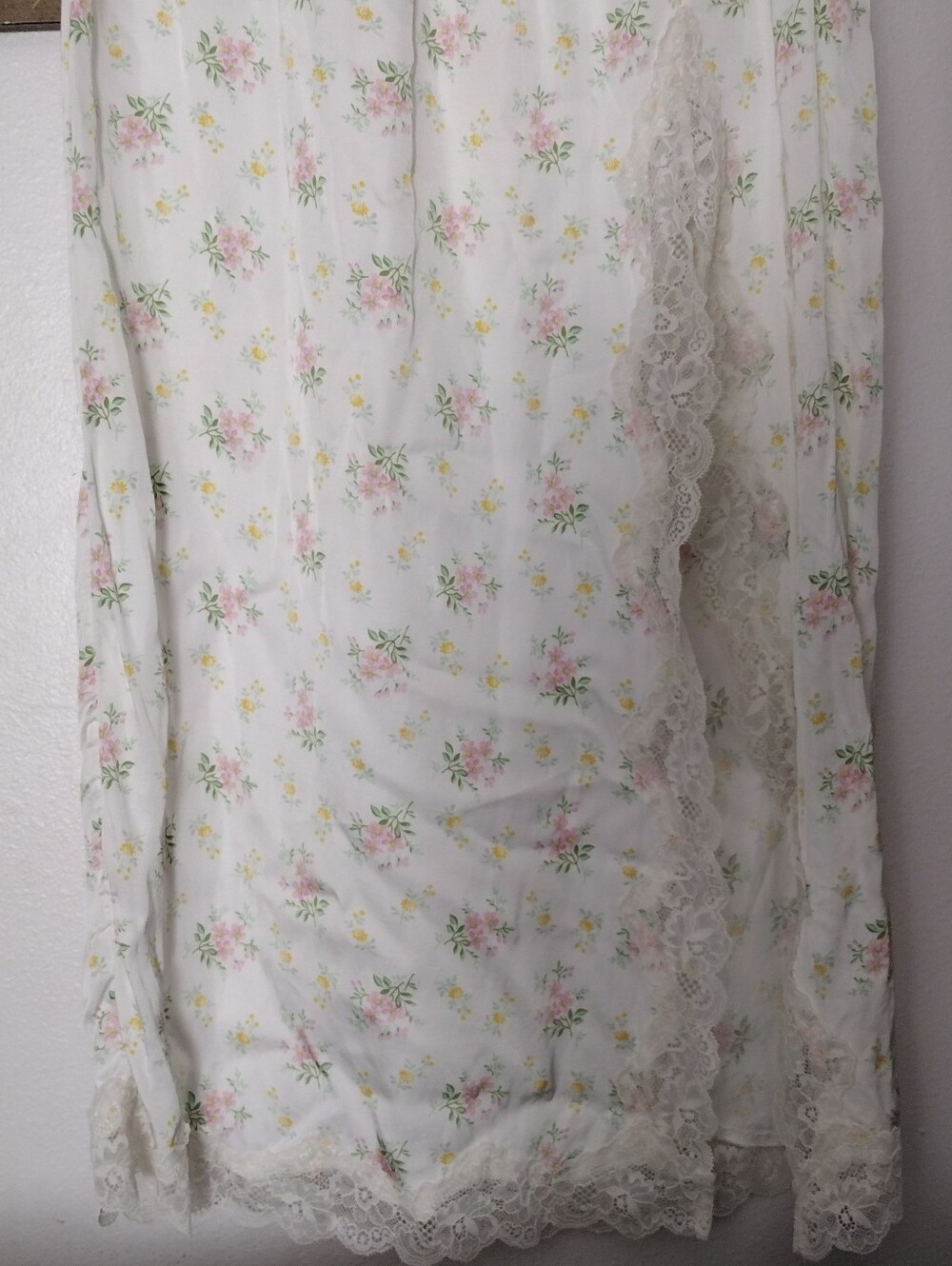 Aerie Satin Floral Lace-Trim Maxi Skirt in White - Picture 8 of 9